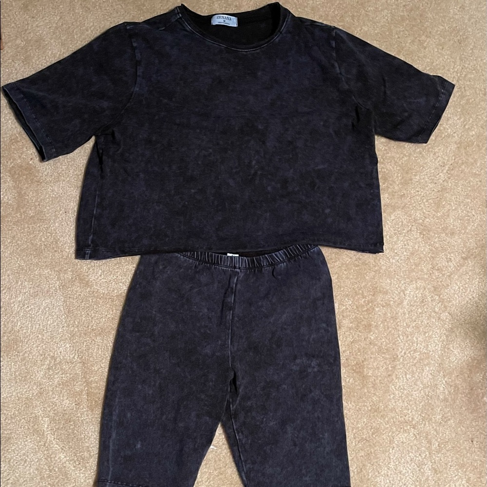 Two piece set